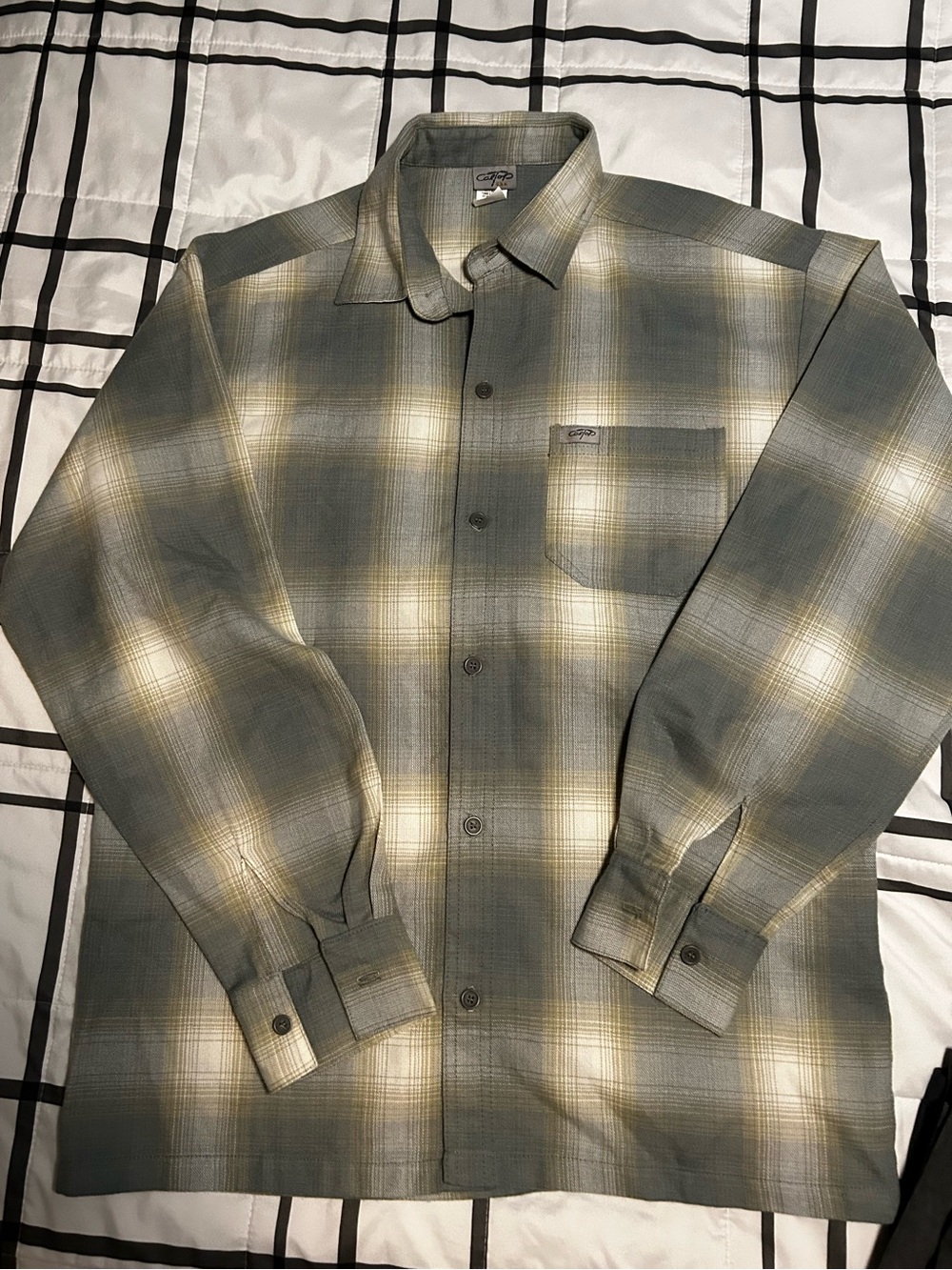 Plaid Button-Up Shirt in Gray and Cream